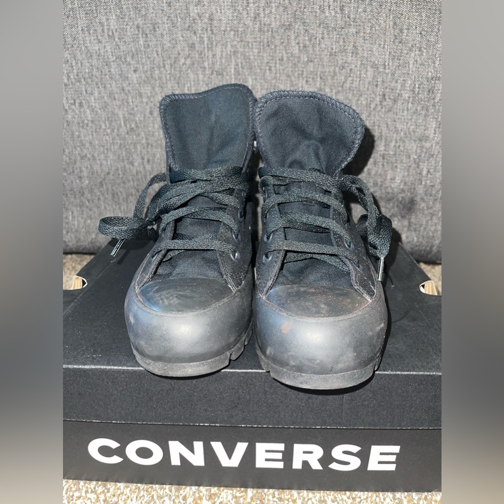 Platform converse